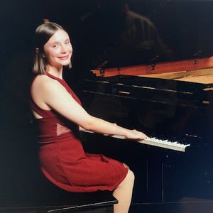 Meet your Posher, Victoria